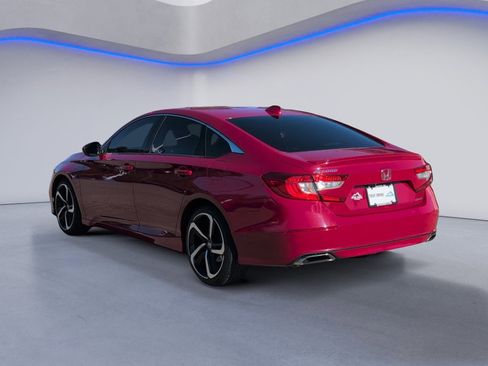 Used 2018 Honda Accord Sport image 3