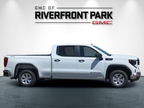 New 2026 GMC Sierra 1500 Pro AWD/4WD image 2