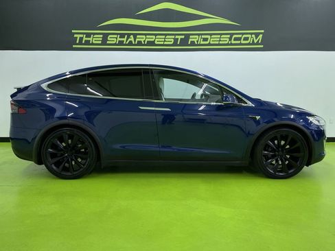 Used 2017 Tesla Model X 100D image 11