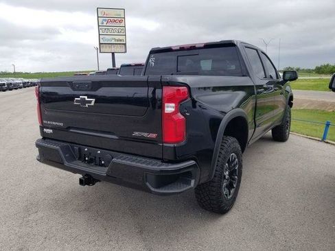 New 2026 Chevrolet Silverado 1500 ZR2 AWD/4WD image 5