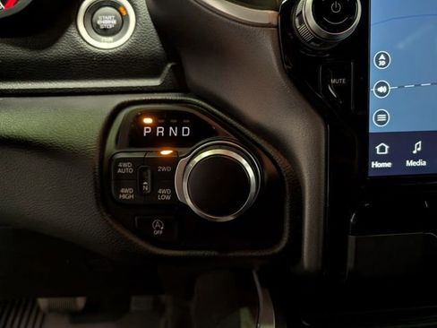 Used 2023 RAM 1500 Big Horn image 24