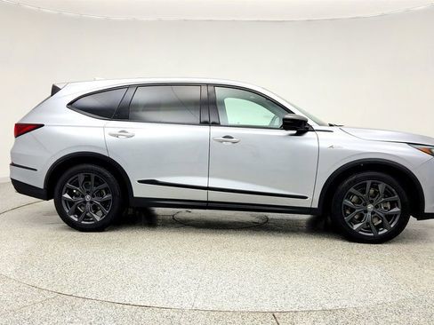 Used 2023 Acura MDX A-Spec image 4