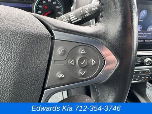 Used 2022 Chevrolet Traverse RS image 23