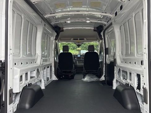 New 2025 Ford Transit 250 Base image 11