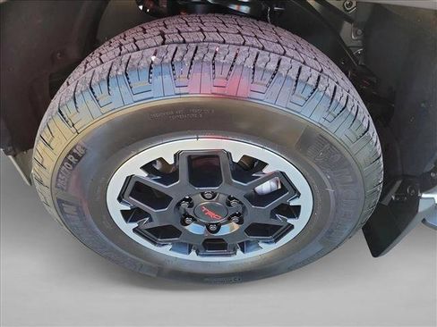 Used 2026 Toyota 4Runner TRD Off-Road Premium AWD/4WD image 9