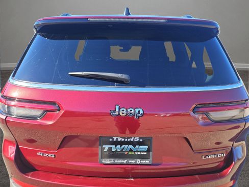 Used 2023 Jeep Grand Cherokee L Laredo w/ Luxury Tech Group I image 30