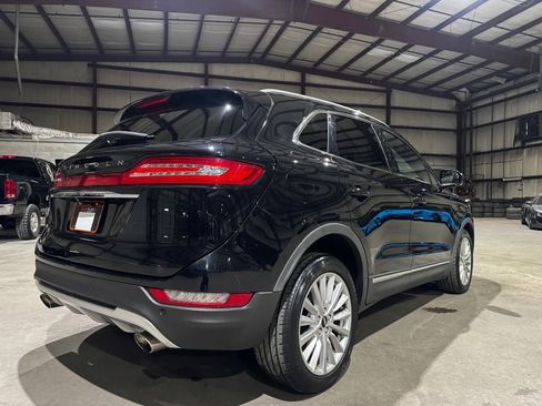 Used 2019 Lincoln MKC Premiere image 5