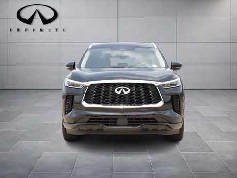 Used 2024 INFINITI QX60 Luxe w/ Vision Package AWD/4WD image 2