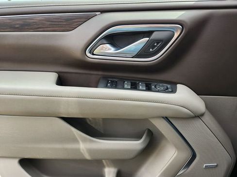 Used 2024 Chevrolet Tahoe LT image 33