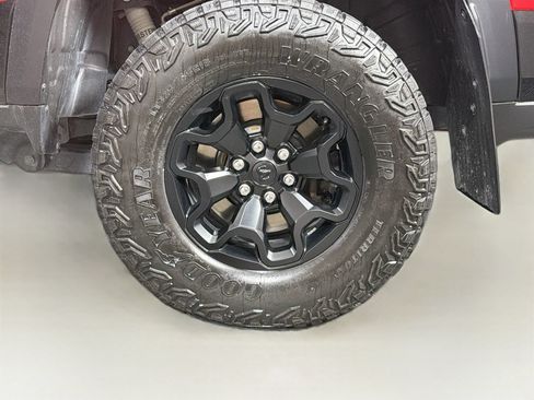 Used 2025 RAM 1500 RHO w/ RHO Level 1 Equipment Group AWD/4WD image 33