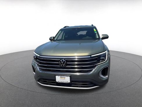 Used 2026 Volkswagen Atlas SE AWD/4WD image 3