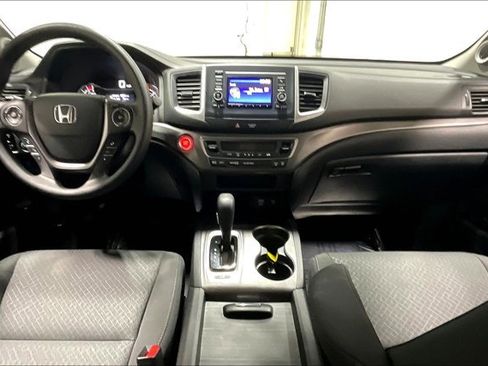 Used 2019 Honda Ridgeline Sport image 15