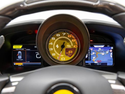 Certified 2023 Ferrari F8 Tributo RWD image 28
