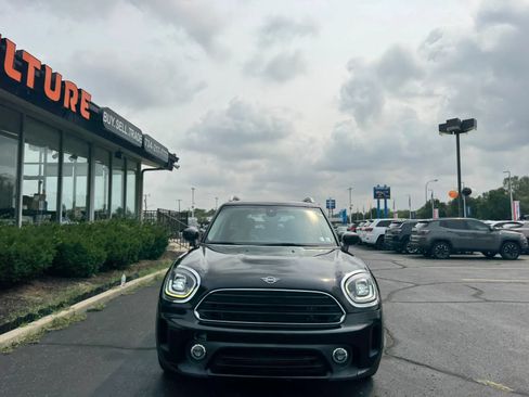 Used 2022 MINI Cooper Countryman FWD image 2