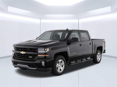 Used 2018 Chevrolet Silverado 1500 LT w/ All Star Edition AWD/4WD image 2