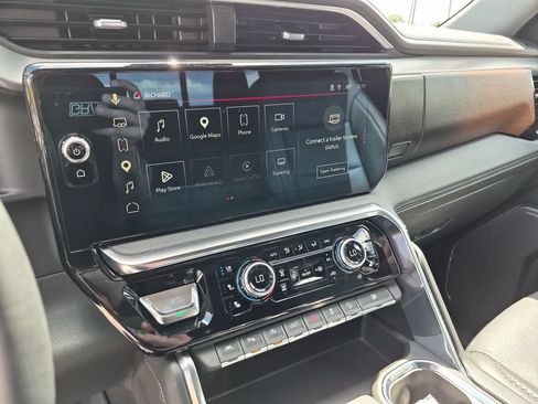 Used 2023 GMC Sierra 1500 Denali w/ Technology Package AWD/4WD image 27