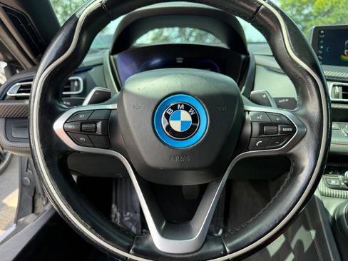 Used 2019 BMW i8 Roadster AWD/4WD image 36