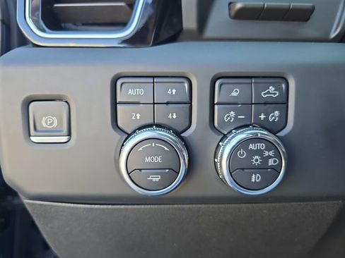 Certified 2024 GMC Sierra 2500 Denali w/ Denali Reserve Package image 23