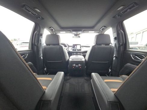 Used 2023 GMC Yukon AT4 w/ Technology Package image 21