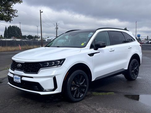 Used 2021 Kia Sorento SX image 4