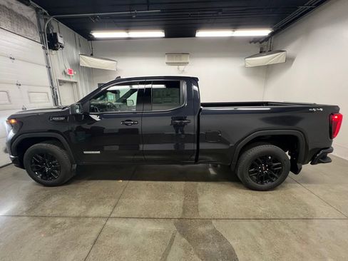 New 2026 GMC Sierra 1500 Elevation image 10