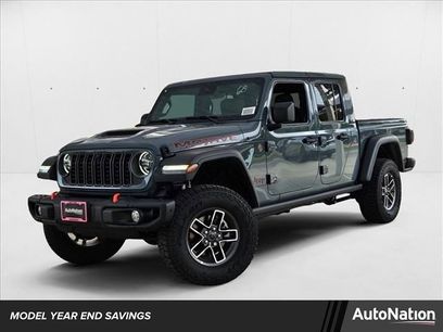 New 2025 Jeep Gladiator Mojave w/ Steel Bumper Group