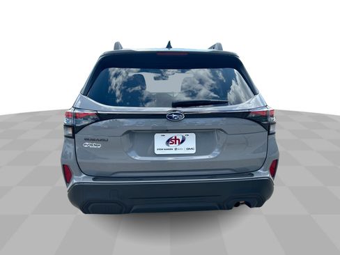 Used 2026 Subaru Forester Premium AWD/4WD image 8