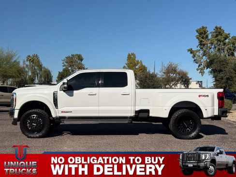 Used 2023 Ford F450 Lariat w/ FX4 Off-Road Package image 9