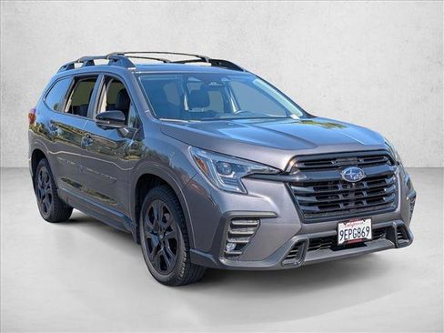 Used 2023 Subaru Ascent Onyx Edition Limited AWD/4WD image 3