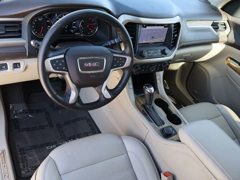 Used 2019 GMC Acadia Denali w/ Technology Package image 10