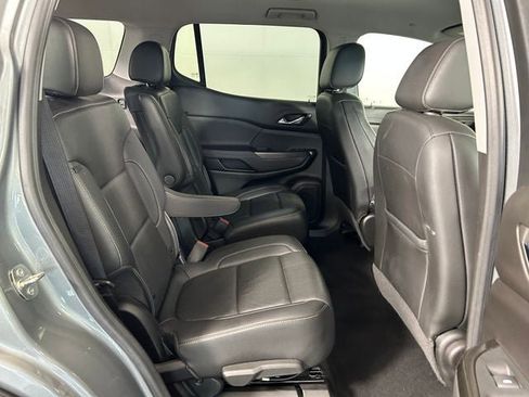 Used 2023 GMC Acadia SLT FWD image 28