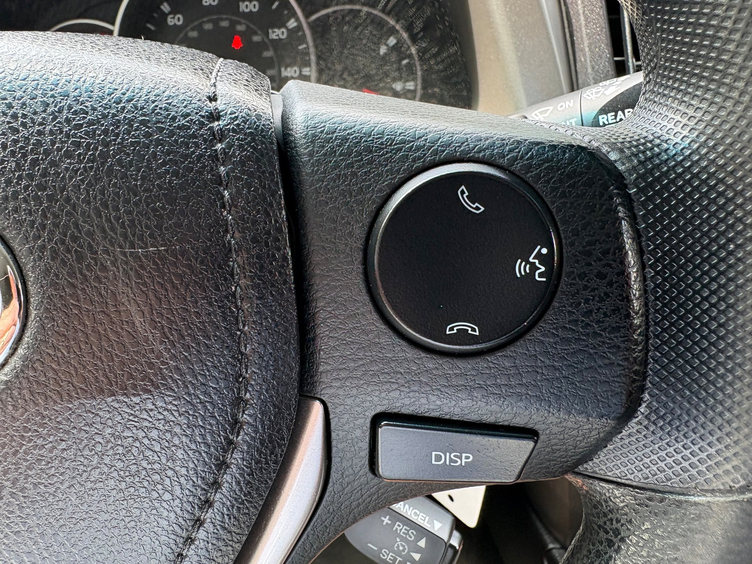 Used 2016 Toyota RAV4 LE AWD/4WD image 31