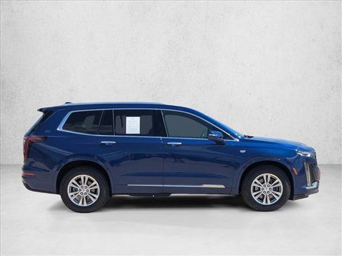 Used 2023 Cadillac XT6 Luxury FWD image 4