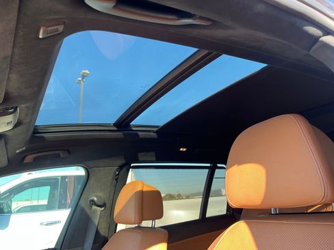 Used 2022 BMW X7 M50i w/ Cold Weather Package image 23