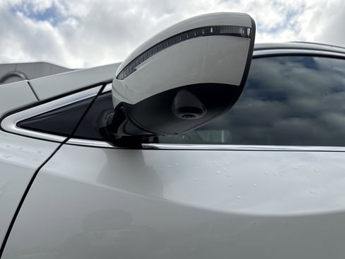 Used 2020 Nissan Murano SL image 3