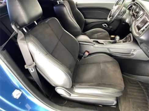 Used 2022 Dodge Challenger GT w/ Plus Package image 33
