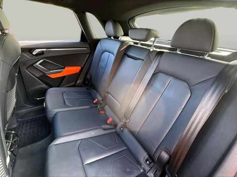 Used 2019 Audi Q3 2.0T Premium Plus w/ Premium Plus Package AWD/4WD image 20