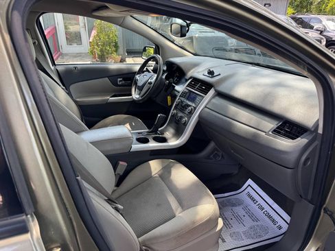 Used 2013 Ford Edge SEL FWD image 16