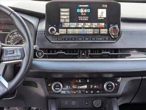 Used 2022 Mitsubishi Outlander SEL image 15