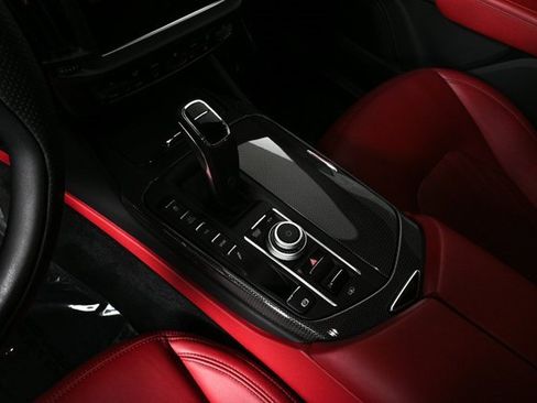 Certified 2022 Maserati Levante GT image 21