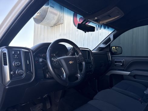 Used 2017 Chevrolet Silverado 1500 LT w/ LT Convenience Package image 20