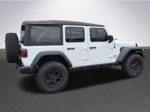 Used 2018 Jeep Wrangler Unlimited Sport S AWD/4WD image 4