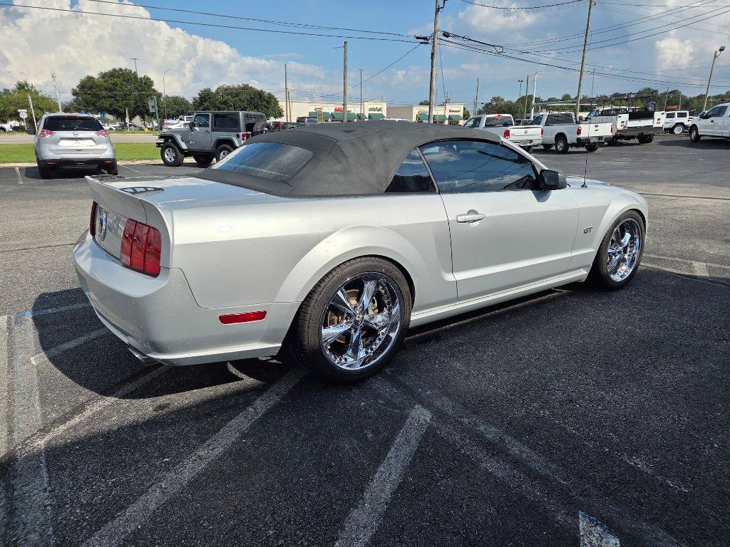 Used 2006 Ford Mustang GT RWD image 6