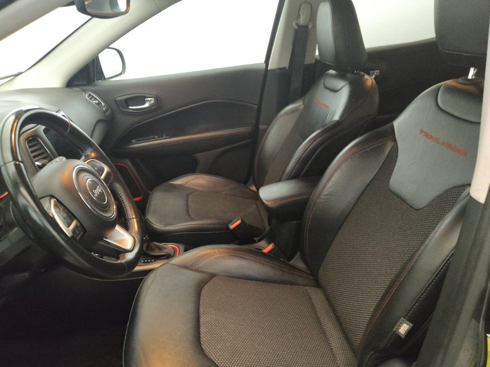 Used 2019 Jeep Compass Trailhawk AWD/4WD image 17