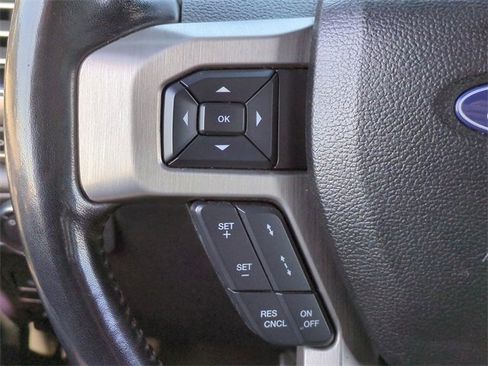 Certified 2018 Ford F450 Platinum w/ Platinum Ultimate Package image 25