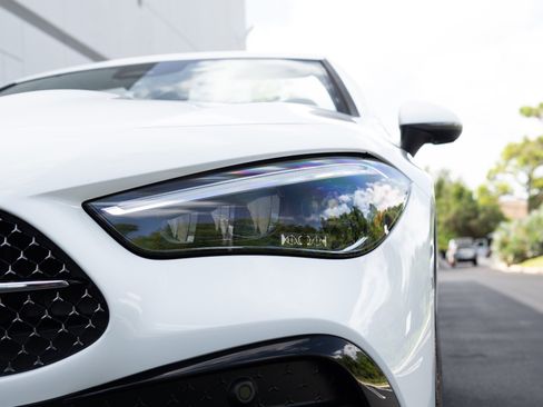 Used 2025 Mercedes-Benz CLE 450 4MATIC Cabriolet image 20