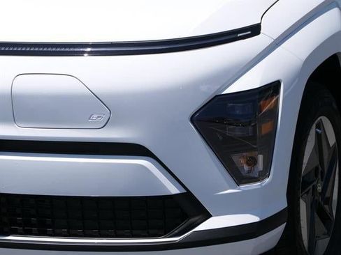 New 2025 Hyundai Kona SEL image 35