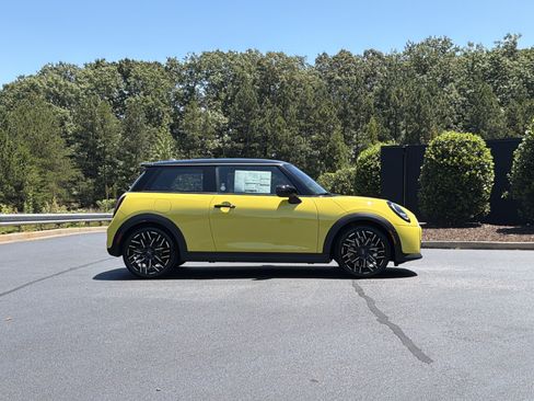 New 2026 MINI Cooper S FWD image 5