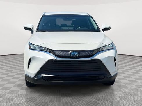 Used 2021 Toyota Venza LE AWD/4WD image 2