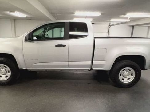 Certified 2016 Chevrolet Colorado W/T w/ WT Convenience Package AWD/4WD image 5